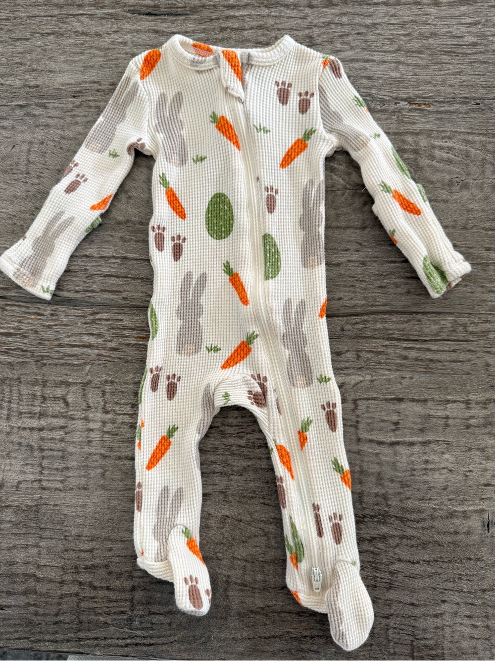 Spearmint Love Easter zippy footie size newborn